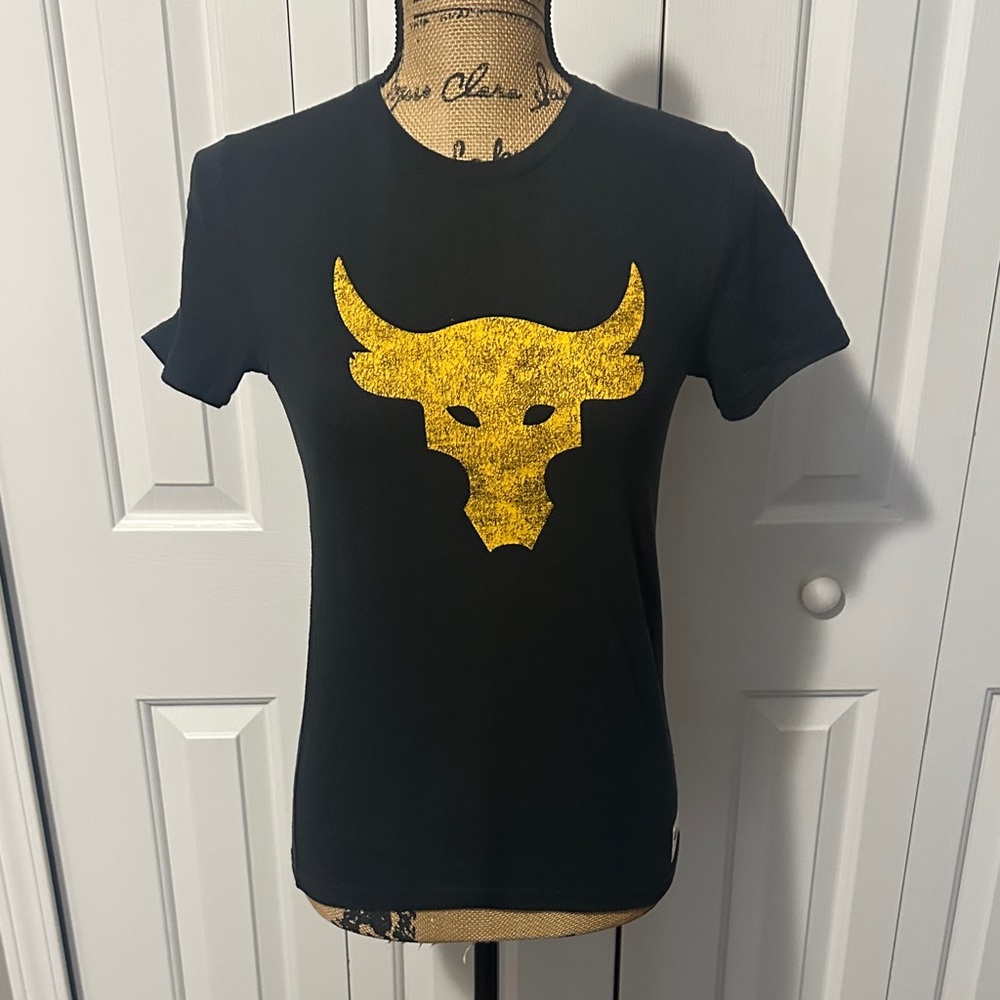 Under Armour Project Rock Brahma Bull Graphic Short-Sleeve T-Shirt